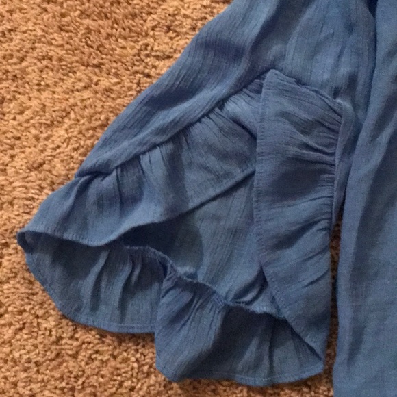 Top :) - Picture 3 of 5